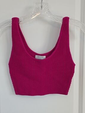 Babaton Bright Fuchsia Ribbed Crop Tank